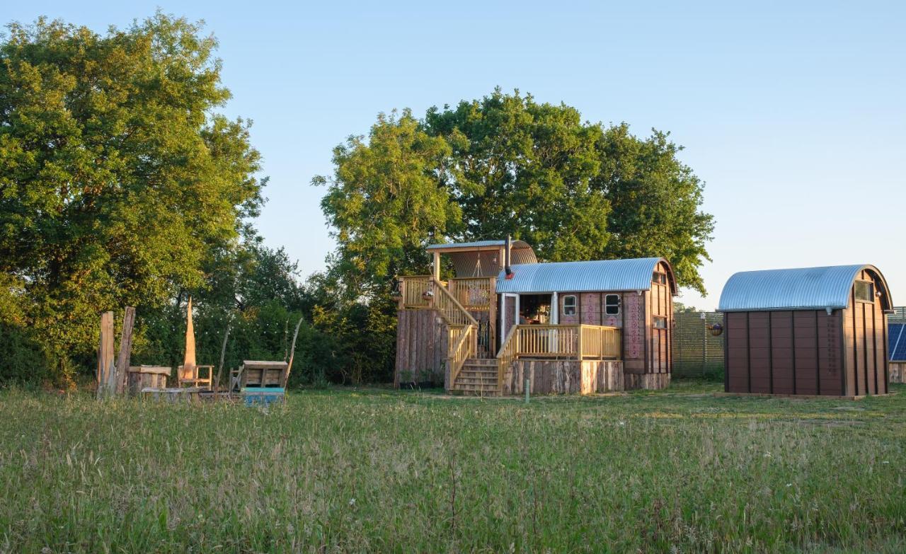 Get Away Hide Away Villa Dereham Екстериор снимка