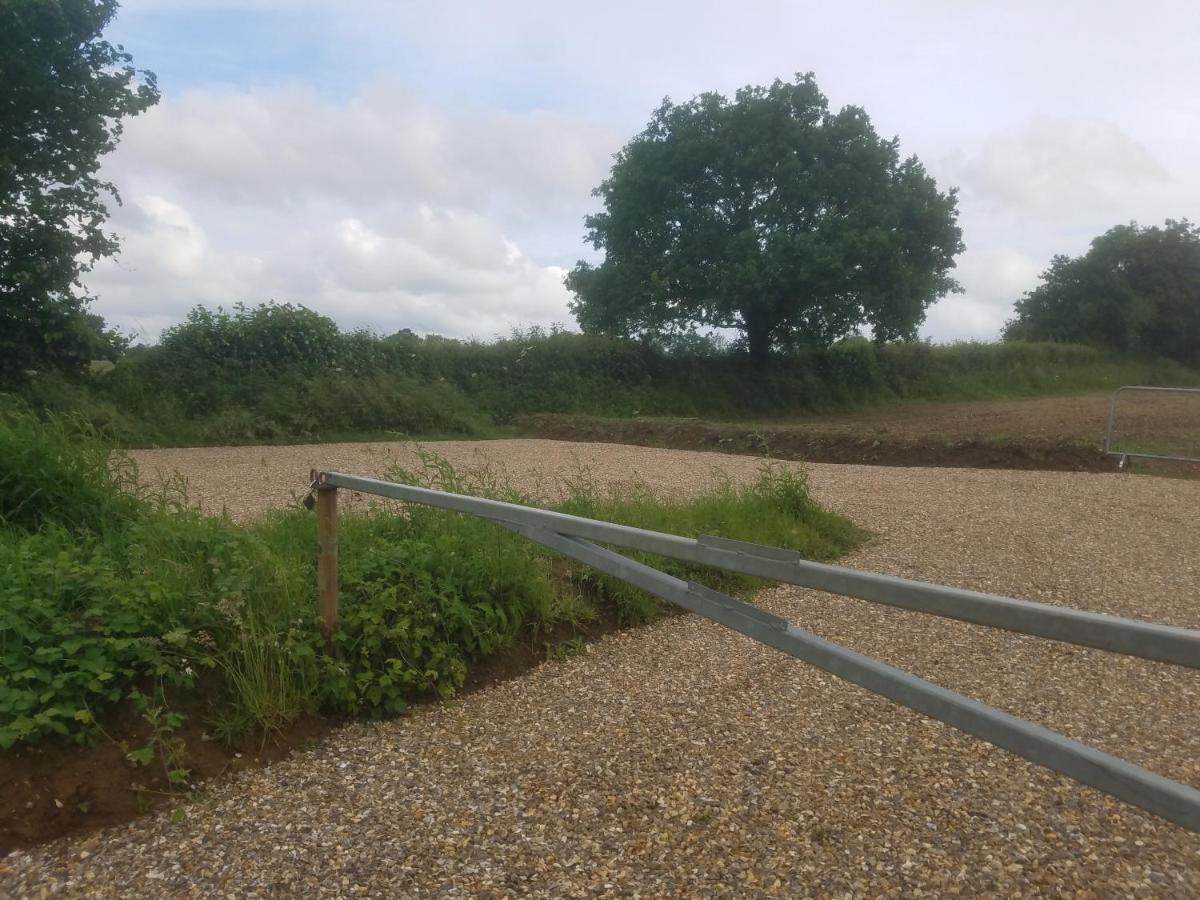Get Away Hide Away Villa Dereham Екстериор снимка
